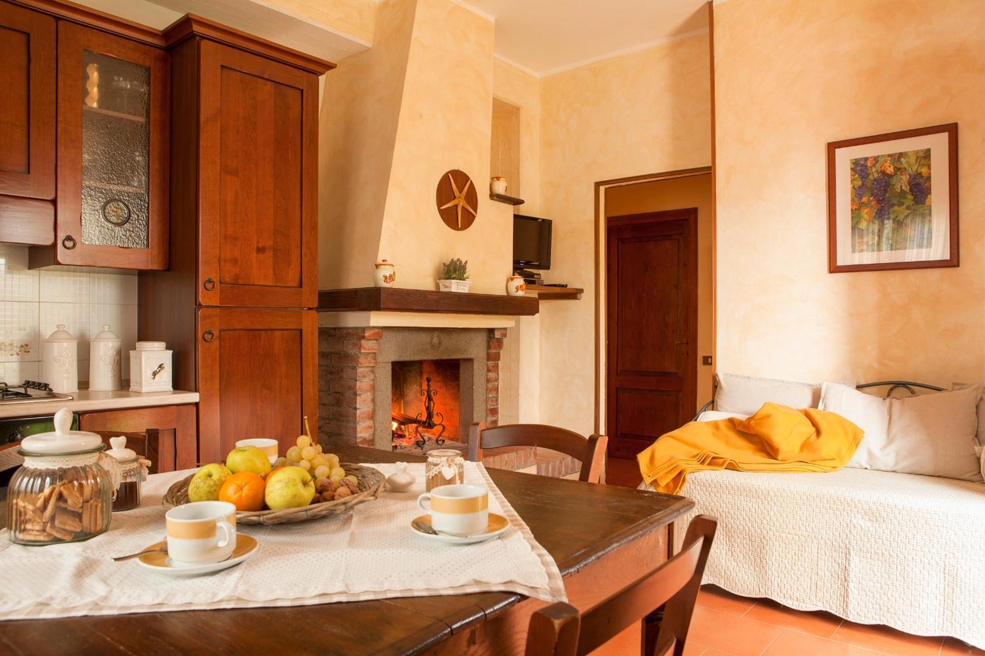 Agriturismo Tra Gli Ulivi, Chiappini Winery Болгери Экстерьер фото